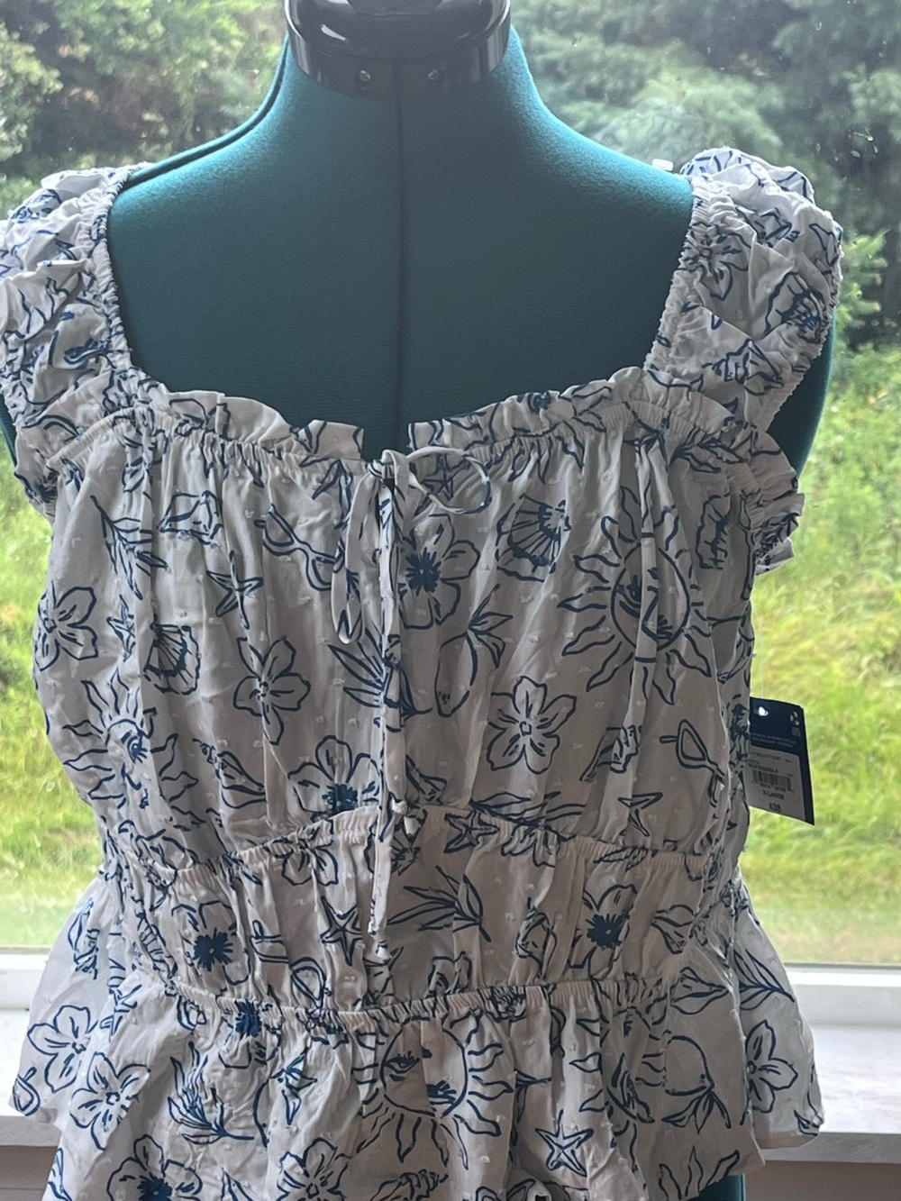 Arizona Jean Company White Tank Top with Blue Floral Printy